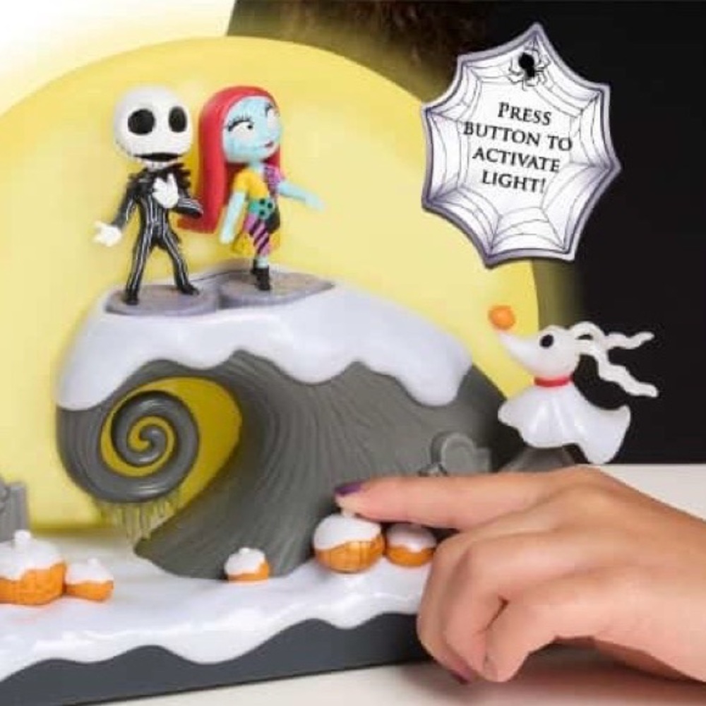 Disney Tim Burton’s The Nightmare Before Christmas “Simply Meant to Be” Display - Picture 2 of 10
